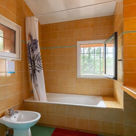 Maison Cecile Hébergement de vacances *